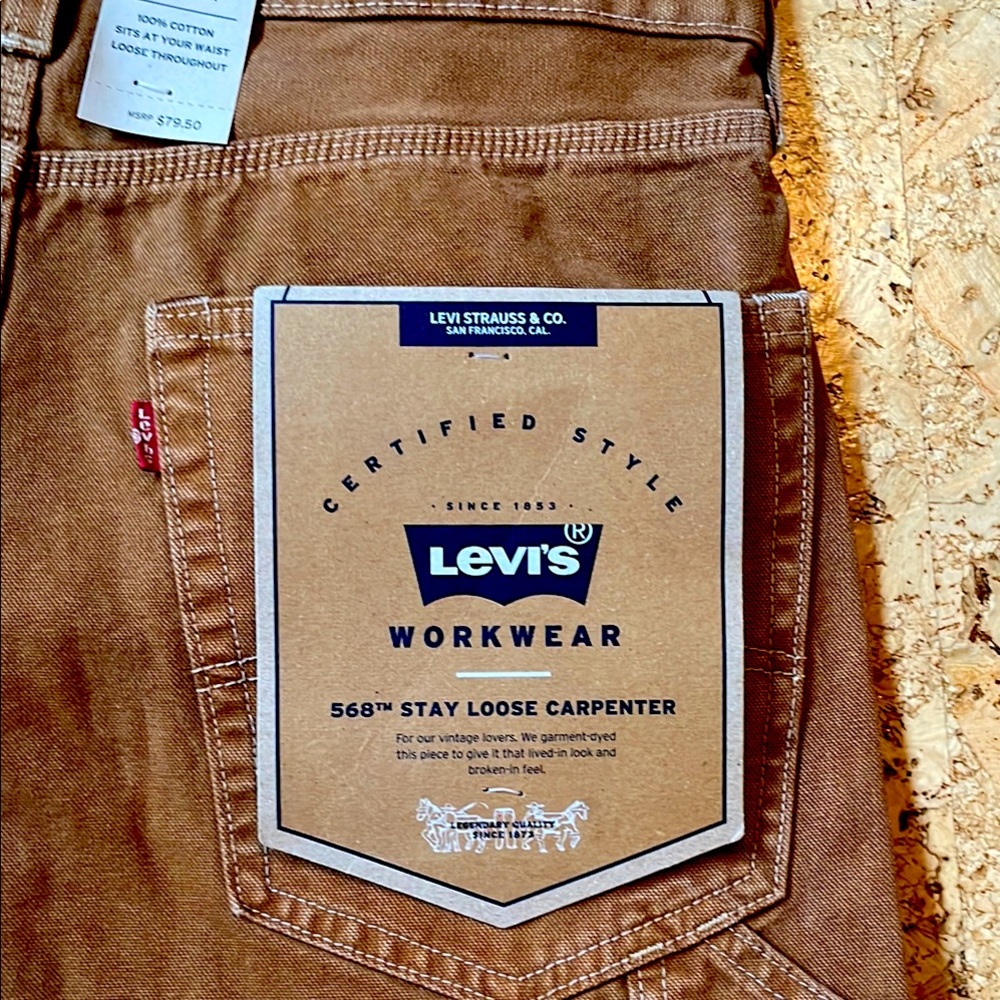 Levi’s 568 Stay Loose Carpenter 100% Cotton.  Sits at your waist.  New with tags